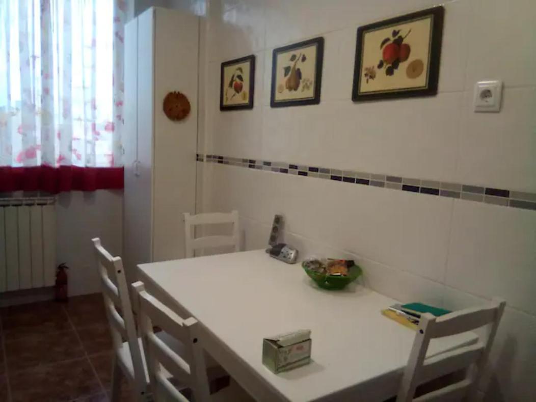 סרגוסה Las Golondrinas Habitacion En Piso Centrico Para Una O Dos Personas מראה חיצוני תמונה